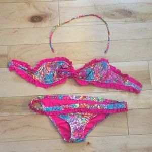 Victoria’s Secret bikini